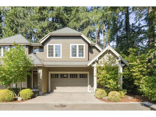4521 Trillium Woods, Lake Oswego, OR, 97035-3615 | Card Image