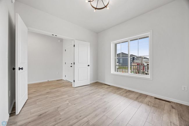Photos of Previous Model | Image 25