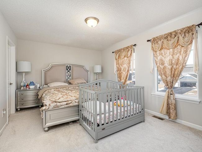 Primary bedroom.jpg | Image 18