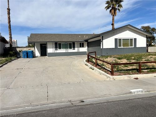 6824 White Sands Ave, Las Vegas, NV, 89145-5335 | Card Image