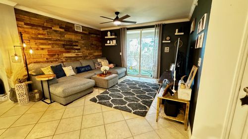 apt-308-6475 Emerald Dunes Dr, West Palm Beach, FL, 33411-2770 | Card Image