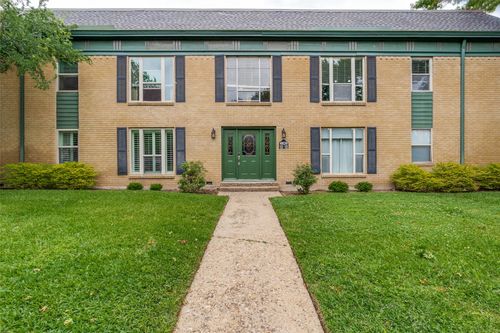 e130-4820 Amesbury Dr, Dallas, TX, 75206-4754 | Card Image