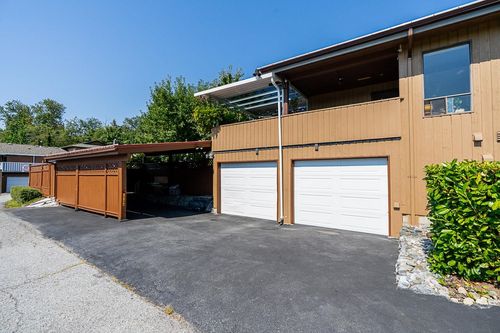 2283 Cliff Ave, Burnaby, BC, V5A2L1 | Card Image