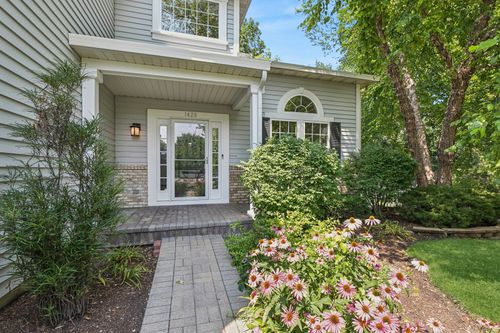 1428 Somerset Ct, Mundelein, IL, 60060-5367 | Card Image