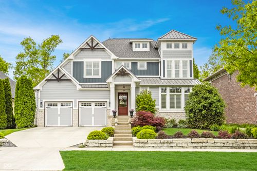 6734 W Stonegate Dr, Zionsville, IN, 46077-8555 | Card Image