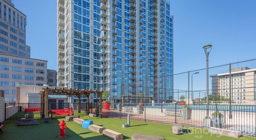 s5-s-640 N Church Street, Charlotte, NC, 28202 | Card Image