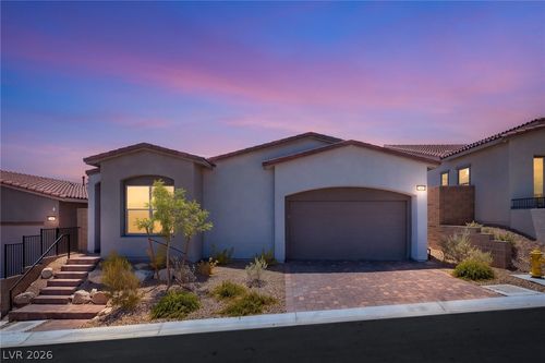 11605 Falconer Ave, Las Vegas, NV, 89122 | Card Image