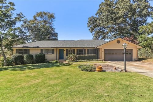 1894 Hebron Hills Dr, Tucker, GA, 30084-5901 | Card Image