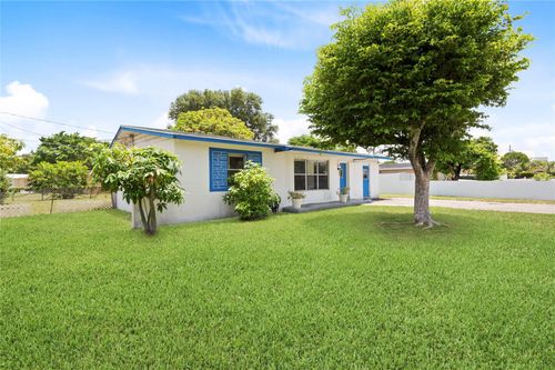 3460 Nw 5th Ct, Lauderhill, FL, 33311-7511 | Card Image