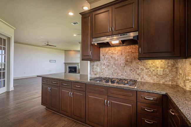 2801 Wexford Drive Unit 1006, Condo with 2 bedrooms, 2 bathrooms and null parking in Tyler TX | Image 10