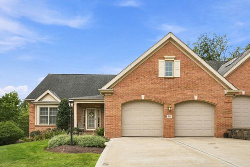 921 Red Oak Dr, Pittsburgh, PA, 15238-1310 | Card Image