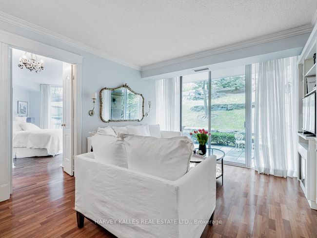 113 - 28 William Carson Cres, Condo with 2 bedrooms, 2 bathrooms and 1 parking in North York ON | Image 9