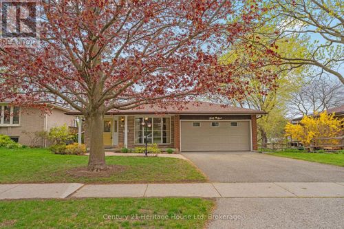 49 Vanier Dr, Guelph, ON, N1G2K9 | Card Image