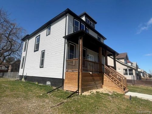 2931 Garland St, Detroit, MI, 48214-2125 | Card Image