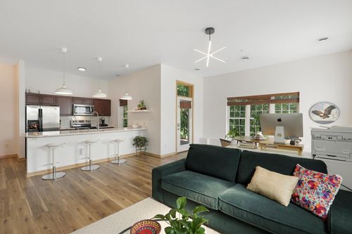101-2850 Cedar Ave S, Minneapolis, MN, 55407-5550 | Card Image