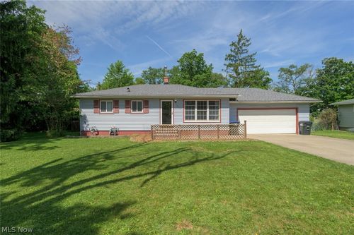 1528 Diana Dr, Brunswick, OH, 44212-3565 | Card Image