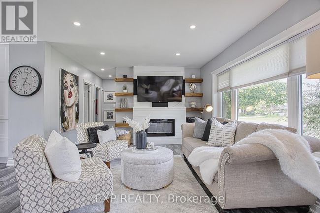 4382 Central Avenue, House other with 5 bedrooms, 2 bathrooms and 5 parking in Lincoln (Beamsville) ON | Image 11