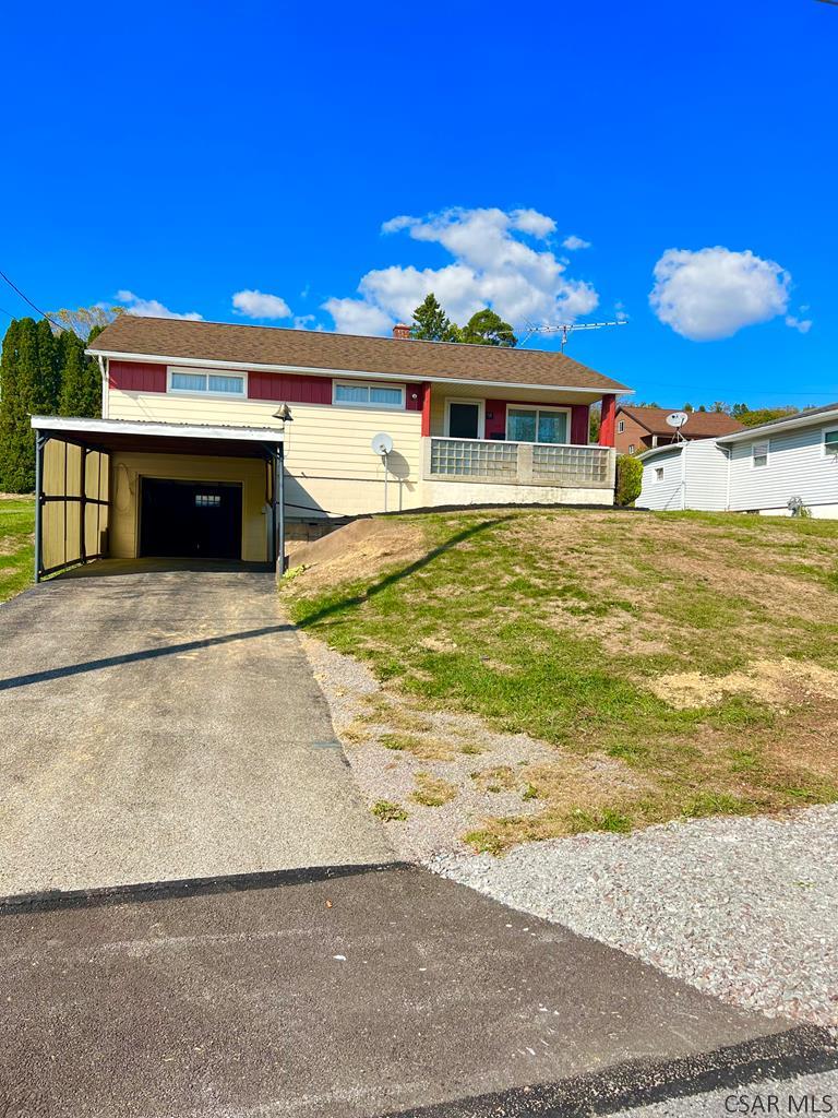 James St, Somerset, PA 15501