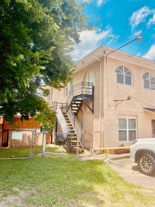 12-1602 Henninger St, Houston, TX, 77023-2034 | Card Image
