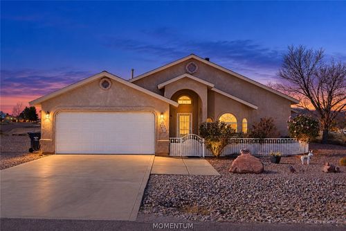 7560 E Cayuse Dr, Kingman, AZ, 86401-8122 | Card Image