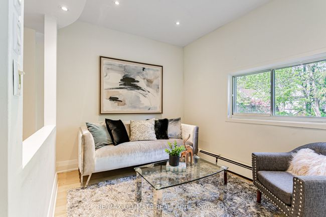 275 Kenilworth Ave, House other with 4 bedrooms, 2 bathrooms and 1 parking in Toronto ON | Image 18