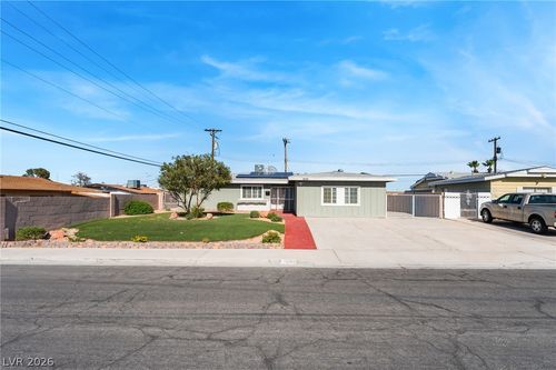 1205 Squires St, Las Vegas, NV, 89146-1427 | Card Image