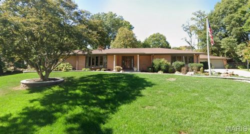 37 Ednick Dr, Swansea, IL, 62226-1914 | Card Image