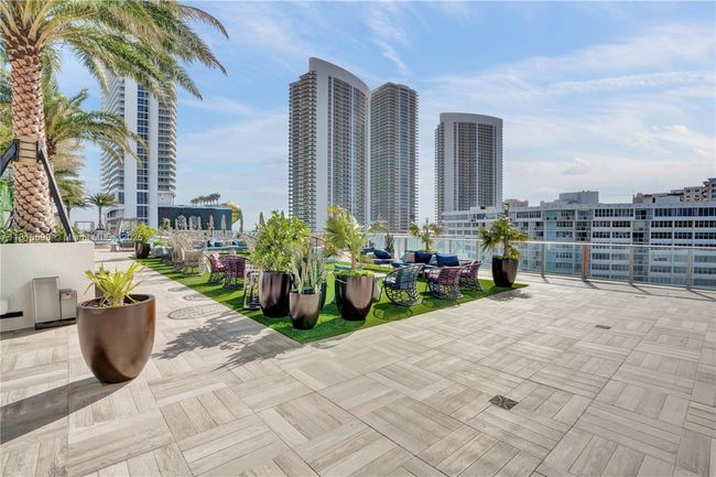 R1605 - 4010 S Ocean Dr, Home with 2 bedrooms, 2 bathrooms and null parking in Hollywood FL | Image 20