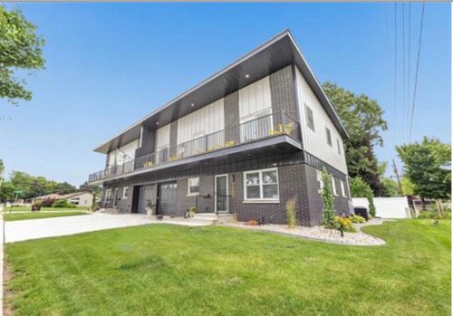 1751 S Oneida Street, GREEN BAY, WI, 54304 | Card Image
