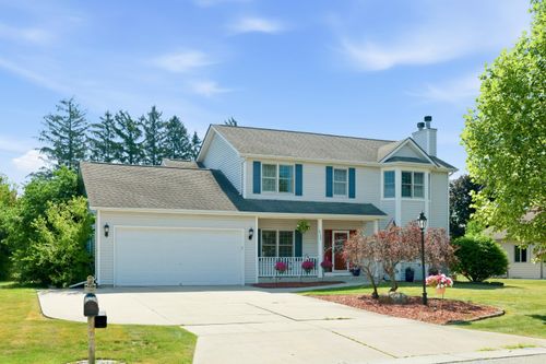 6732 S Yale Dr, Franklin, WI, 53132 | Card Image