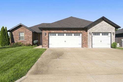413 N Maplecrest Drive, Nixa, MO, 65714 | Card Image