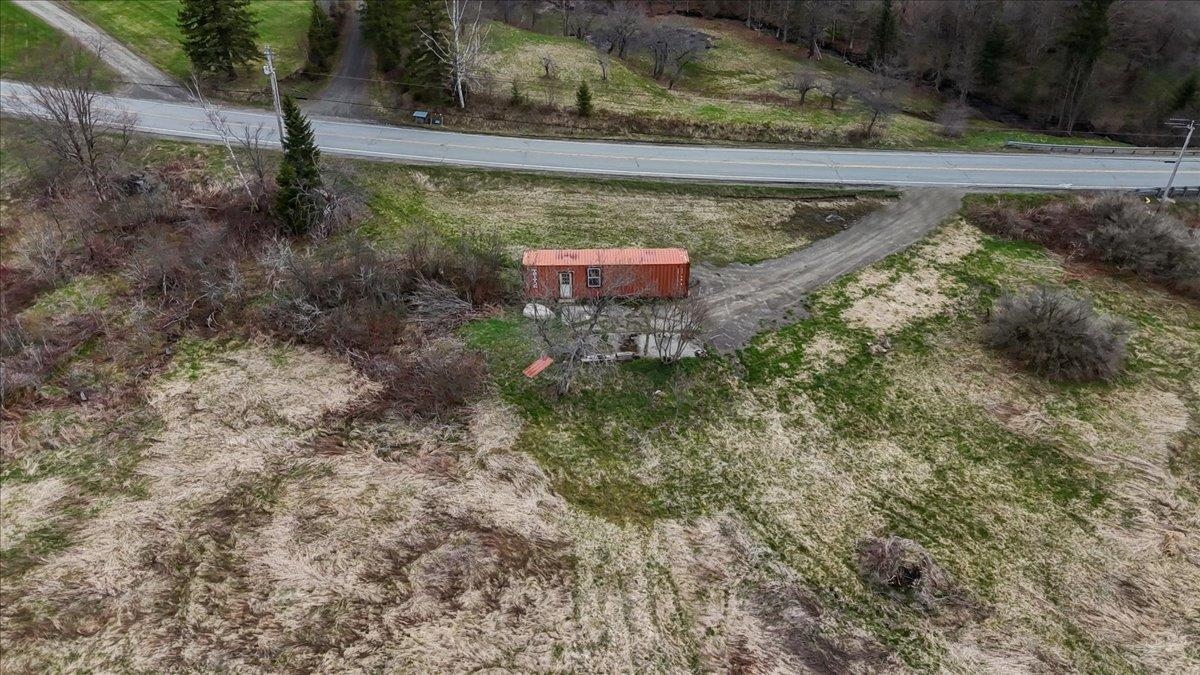 6847 Vt Route 122, Sheffield, VT 05866
