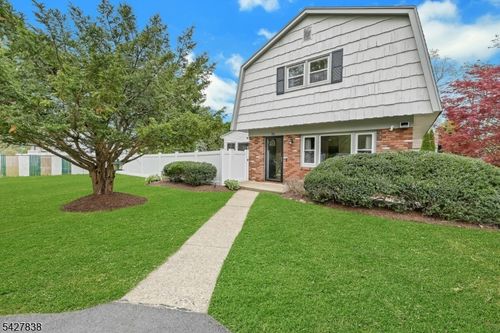 14 Parker Rd, Mount Arlington, NJ, 07856-1009 | Card Image