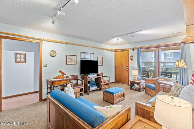 210 W Beach Dr, House other with 4 bedrooms, 2 bathrooms and null parking in Oak Island NC | Image 17
