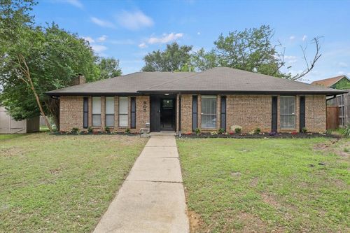 905 Timber Valley Cir, Flower Mound, TX, 75028-1310 | Card Image