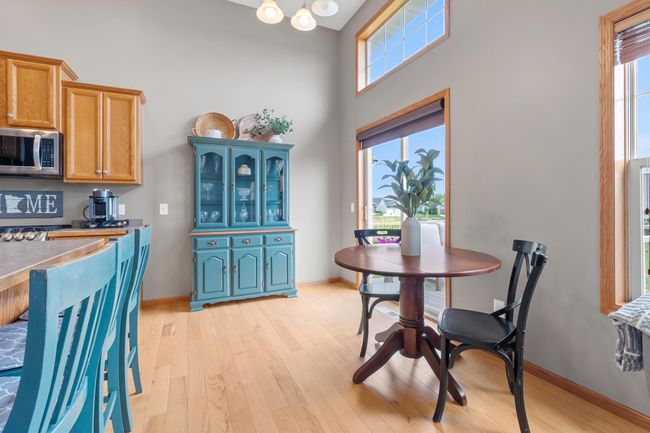 Dining area | Image 6