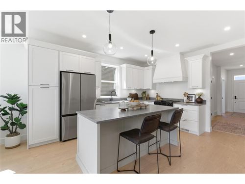 2468 Bradley Dr, Armstrong, BC, V4Y0Y4 | Card Image