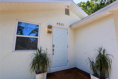 4501 70th St N, St Petersburg, FL, 33709-4651 | Card Image