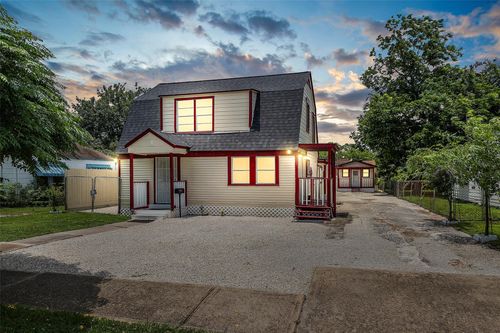 a-510 Munger St, Pasadena, TX, 77506-2402 | Card Image