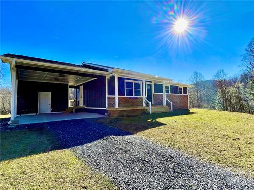 2019 Dale Rd, Spruce Pine, NC, 28777-6472 | Card Image