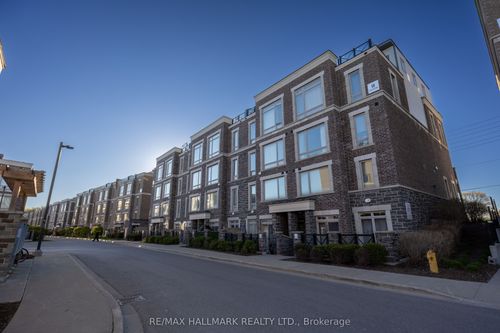 609-50 Dunsheath Way, Markham, ON, L6B1N3 | Card Image