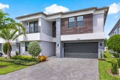 17049 Teton River Road, House other with 5 bedrooms, 7 bathrooms and null parking in Boca Raton FL | Image 2