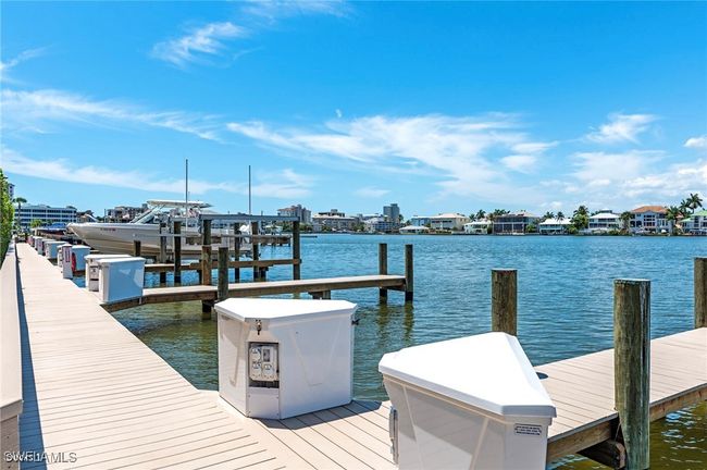 APT-806 - 400 Flagship Dr, Condo with 3 bedrooms, 3 bathrooms and null parking in NAPLES FL | Image 16