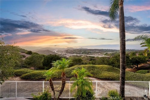35 Hollyleaf, Aliso Viejo, CA, 92656-2129 | Card Image