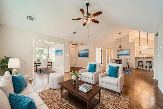 Living Room (virtually staged) | Image 4