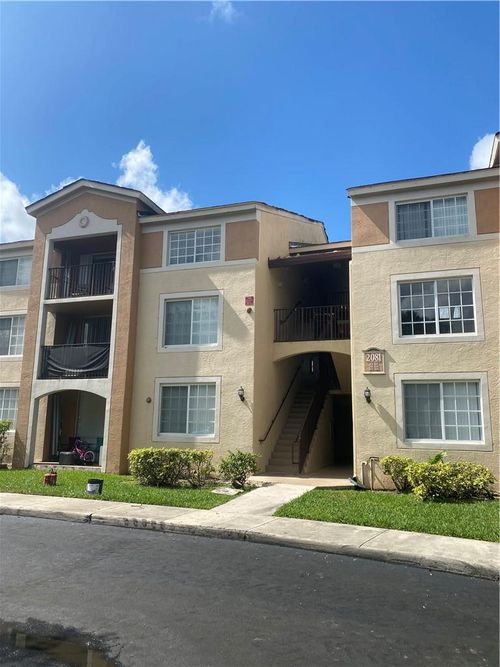 apt-304-2081 Renaissance Blvd, Miramar, FL, 33025-5683 | Card Image