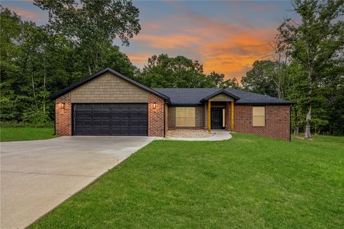 3 Bridle Cir, Bella Vista, AR, 72715-1549 | Card Image