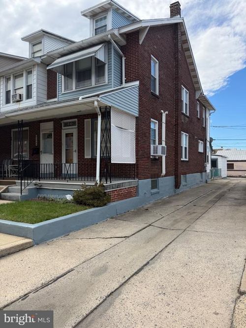 1548 Moss Street, READING, PA, 19604 | Card Image