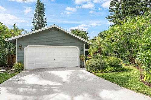 237 Wingo St, Tequesta, FL, 33469-2639 | Card Image
