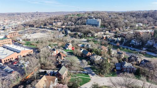 880 Clifton Crest Ter, Cincinnati, OH, 45220 | Card Image